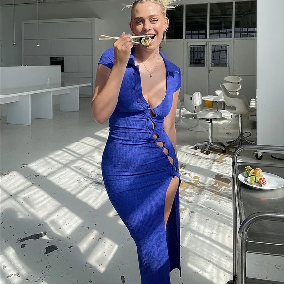 Royal Blue Cross Button Down Midi Dress - Picture 2 of 5